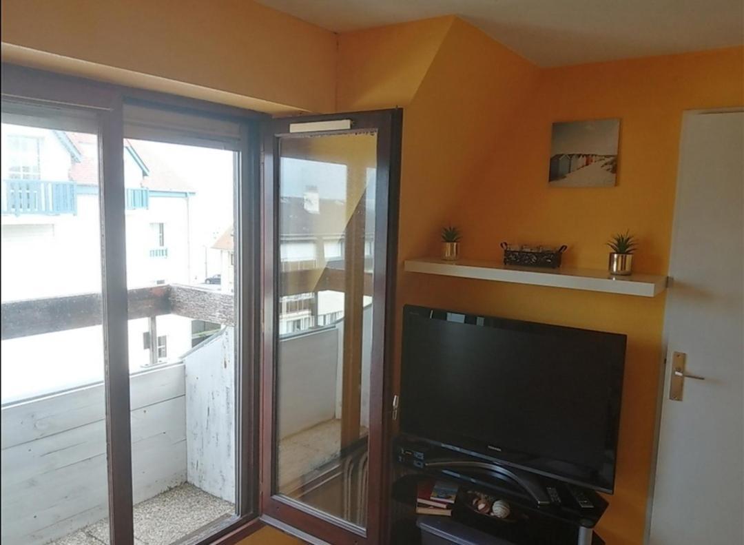 Appartement A 50 M De La Plage Avec Wifi Et Netflix Villers-sur-Mer Zewnętrze zdjęcie